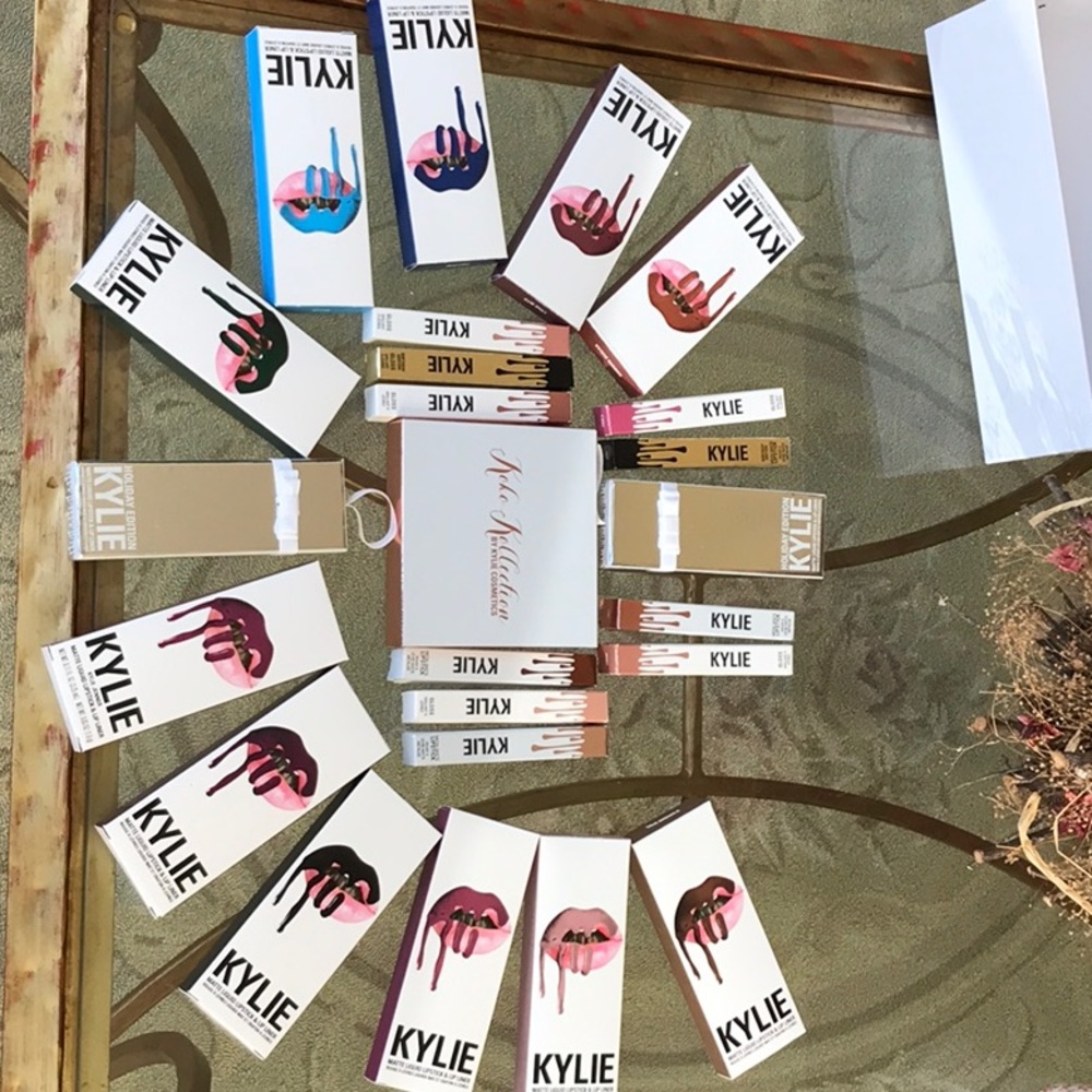 Bundle of Kylie cosmetics lip kits